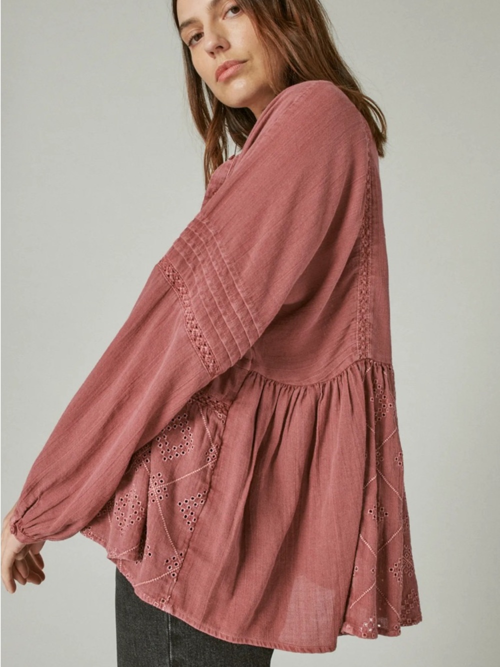 Lucky Brand Dusty Rose Boho Embroidered Peplum Top XL Oversized Eyelet Blouse - Picture 3 of 8